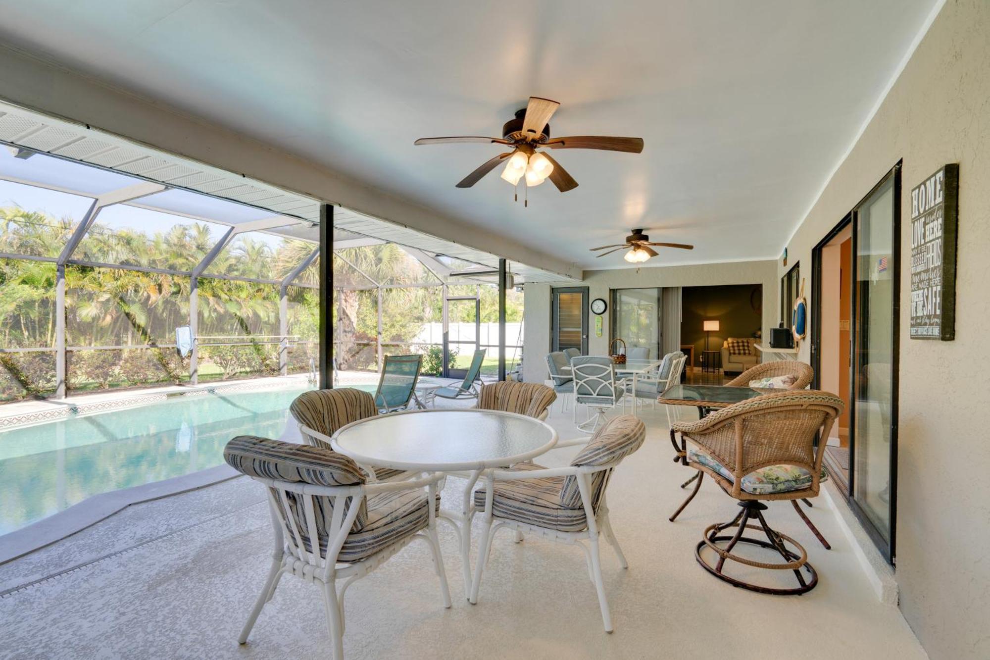 Coastal Retreat With Grill 4 Mi To Dtwn Cape Coral! Cape Coral