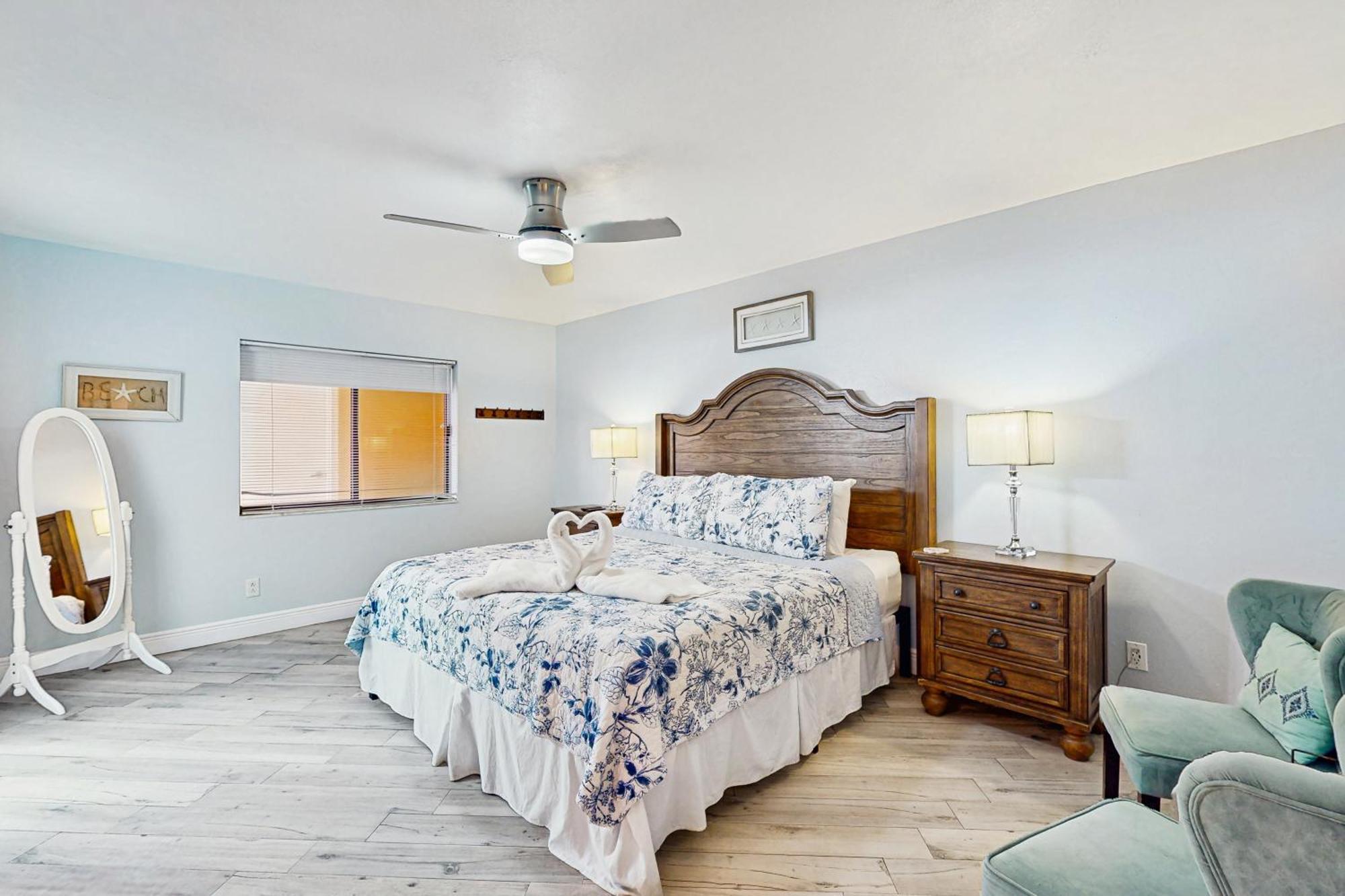 Reef Club 107 Clearwater Beach