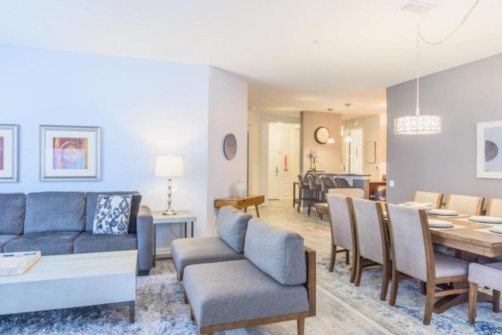 Fabulous Vista Cay Luxury Pearl Near Theme Parks, And Walk To The Convention Center Apartment