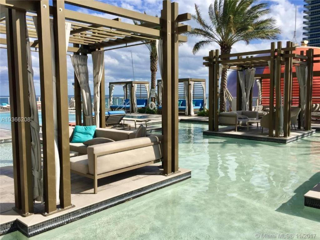 Lyfe, Rent Excelent In Resort, 4pax ,parcial Ocean View Hollywood