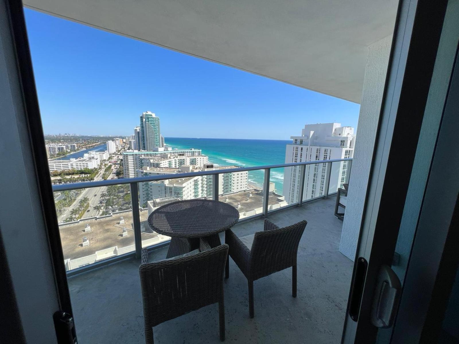 Lyfe, Rent Excelent In Resort, 4pax ,parcial Ocean View Aparthotel