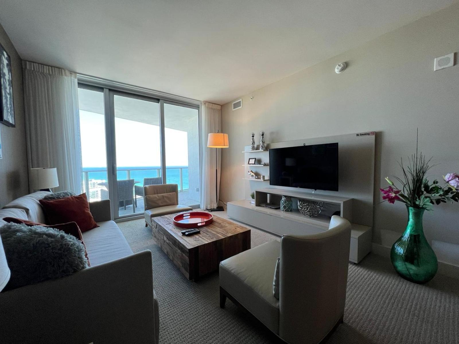 Lyfe, Rent Excelent In Resort, 4pax ,parcial Ocean View *