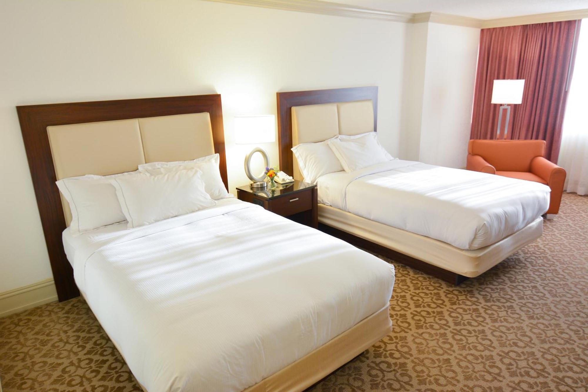 Hilton Palm Pbi
