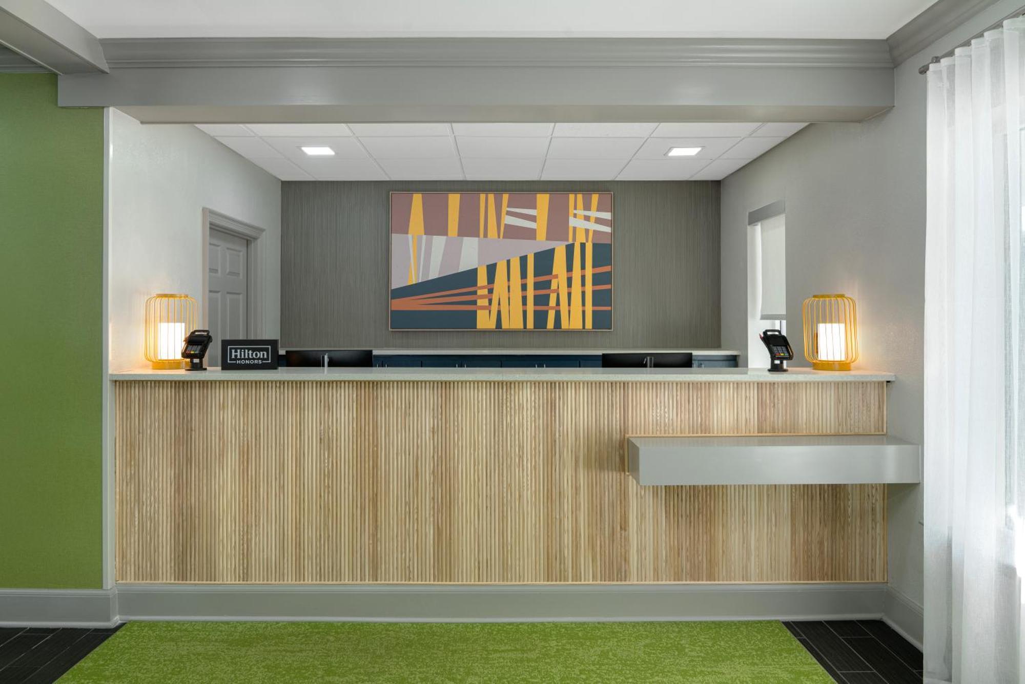 Spark By Hilton Destin Hotel