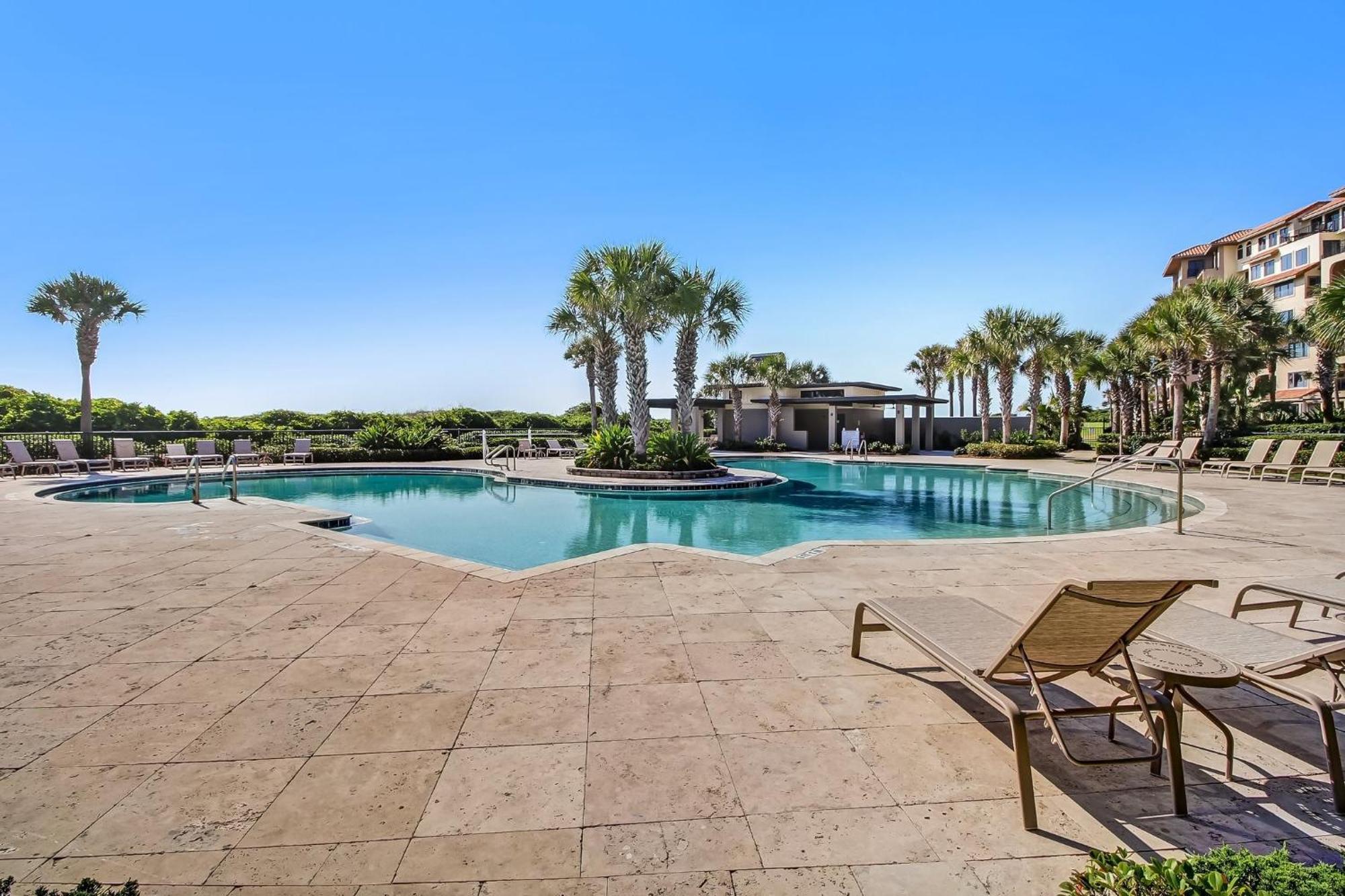 Oceanfront Penthouse Apartment Fernandina Beach
