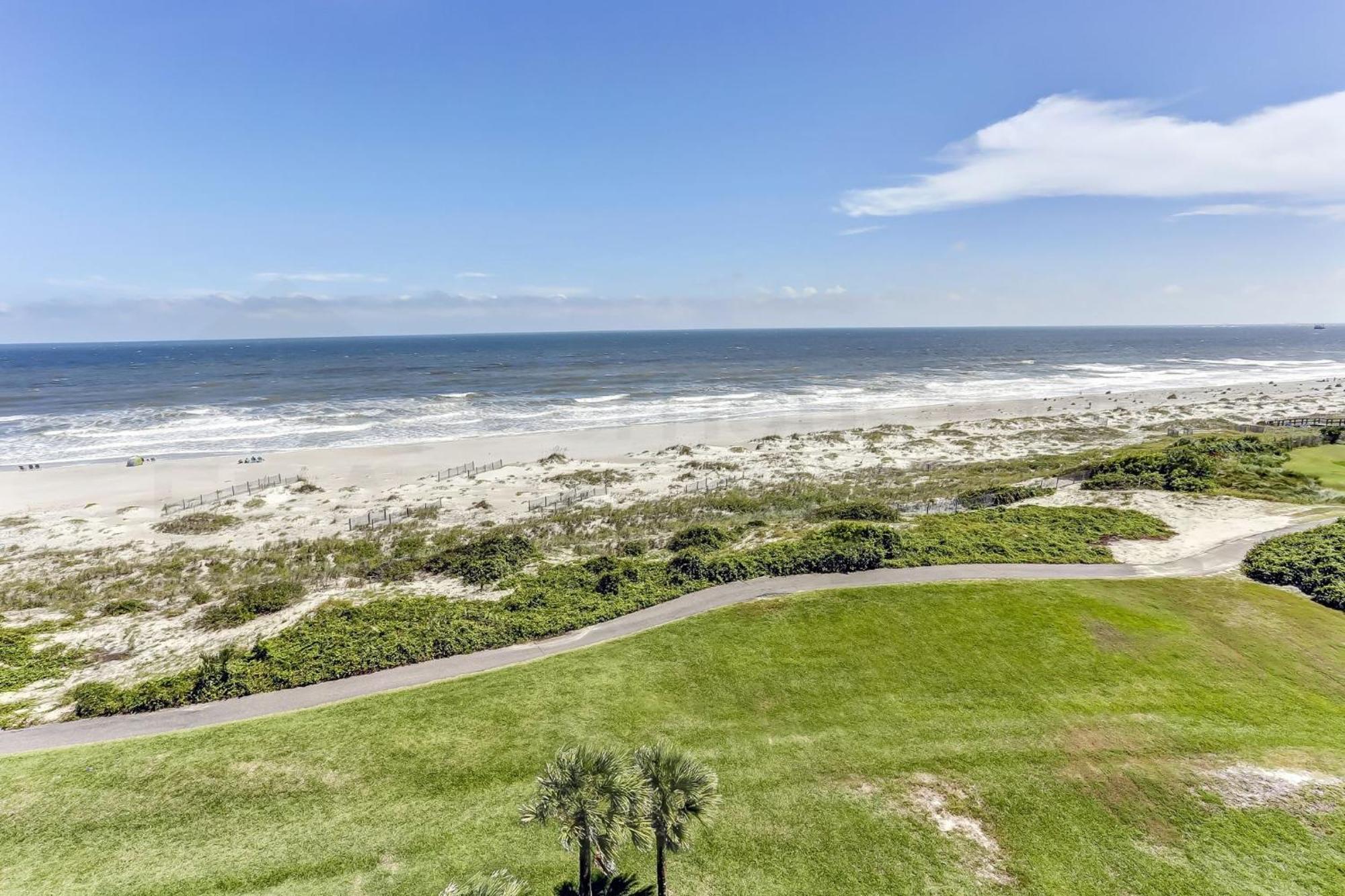 Oceanfront Penthouse *