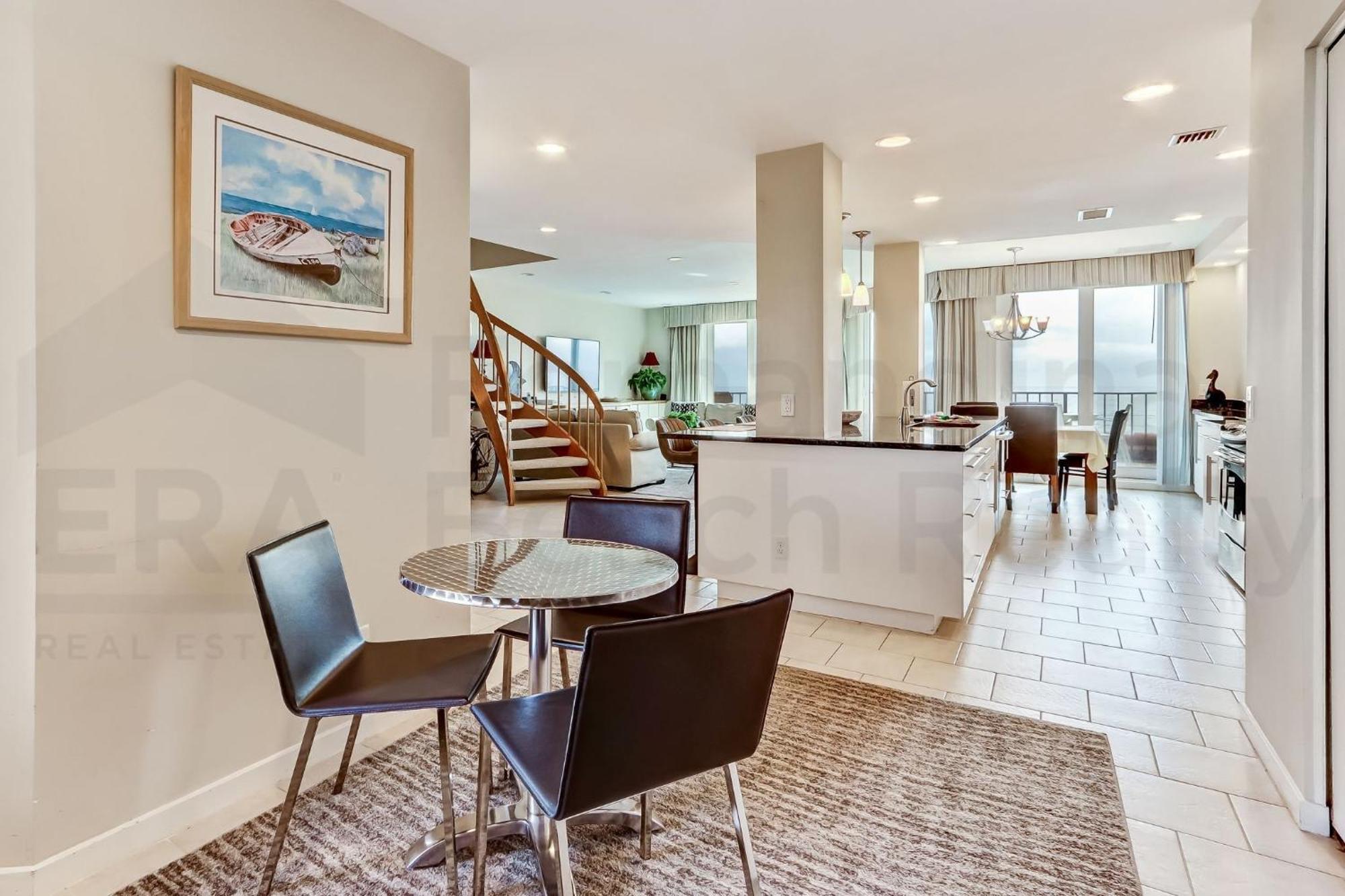 Oceanfront Penthouse Apartment