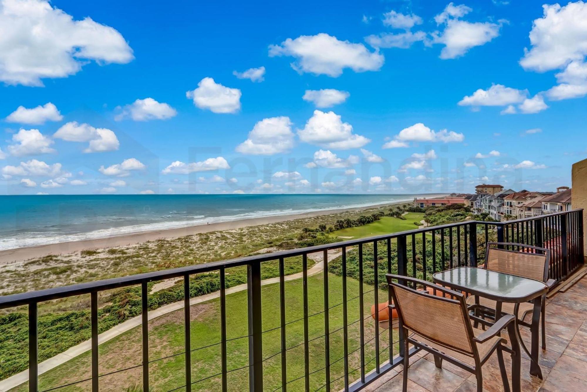 Apartment Oceanfront Penthouse *
