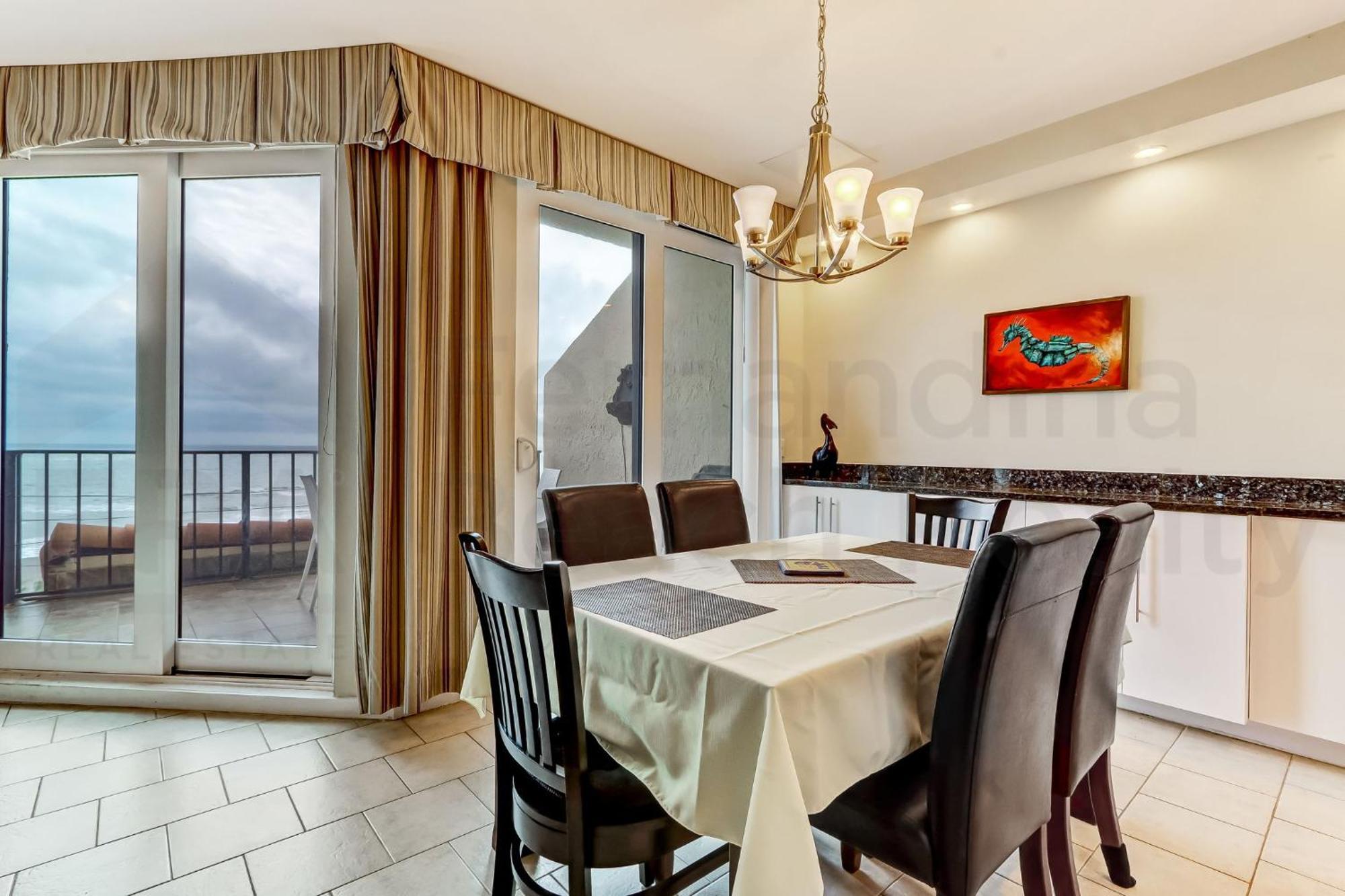 Oceanfront Penthouse Apartment Fernandina Beach