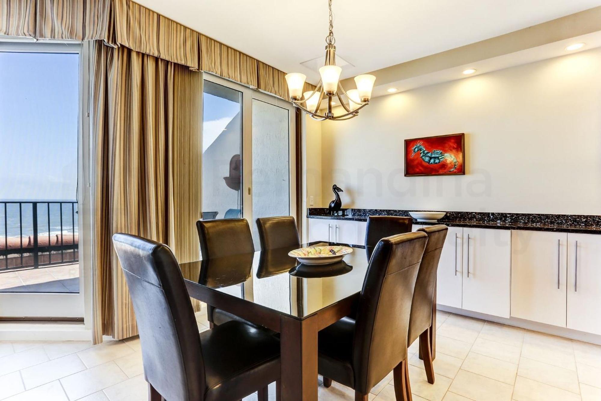 Oceanfront Penthouse * Fernandina Beach