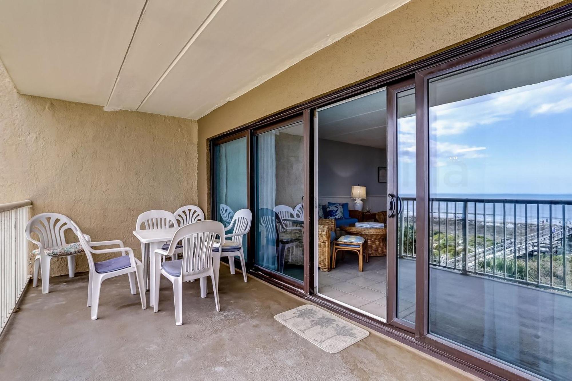 Oceanfront W Balcony Apartment Amelia City
