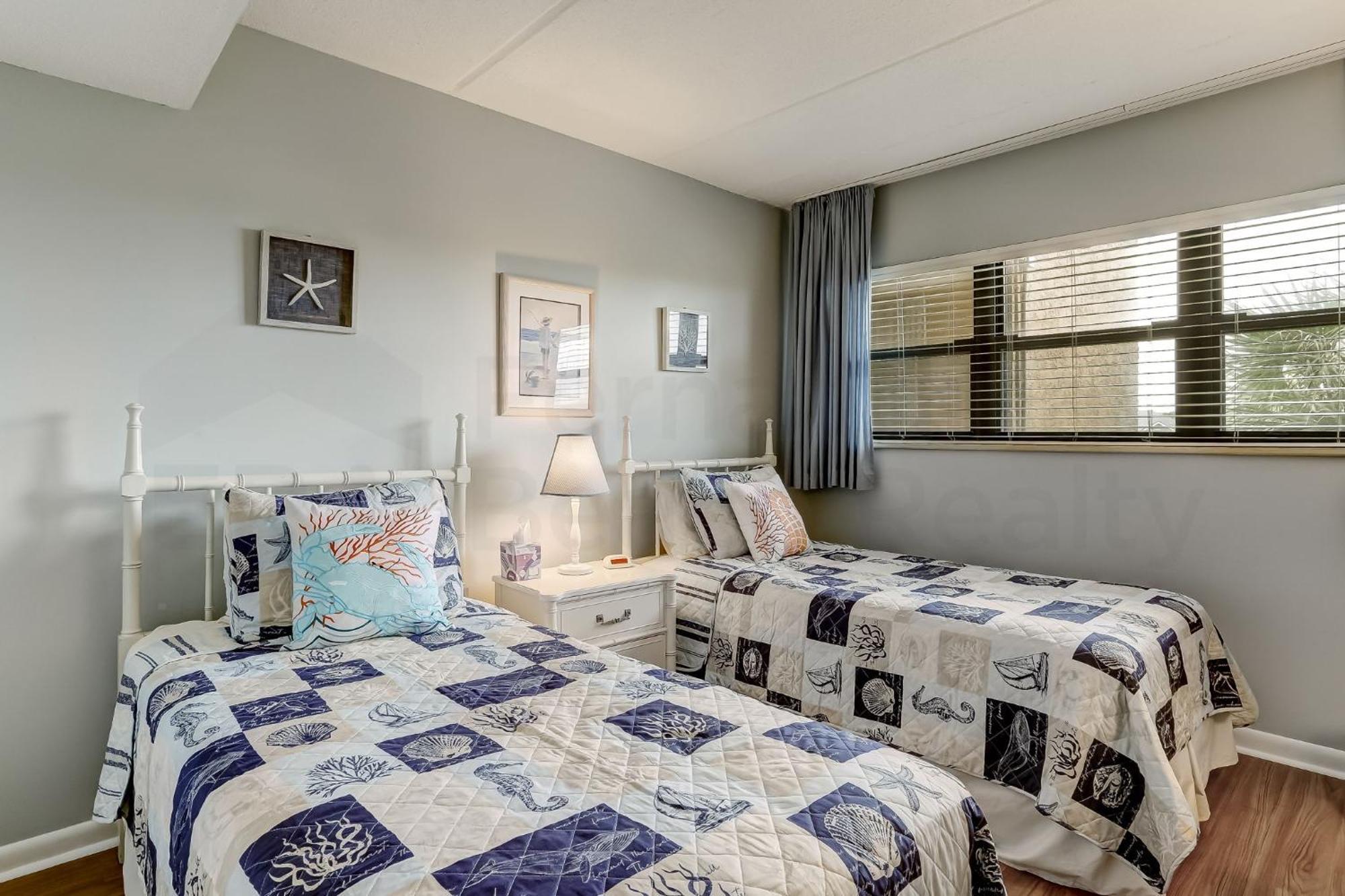 Oceanfront W Balcony * Amelia City