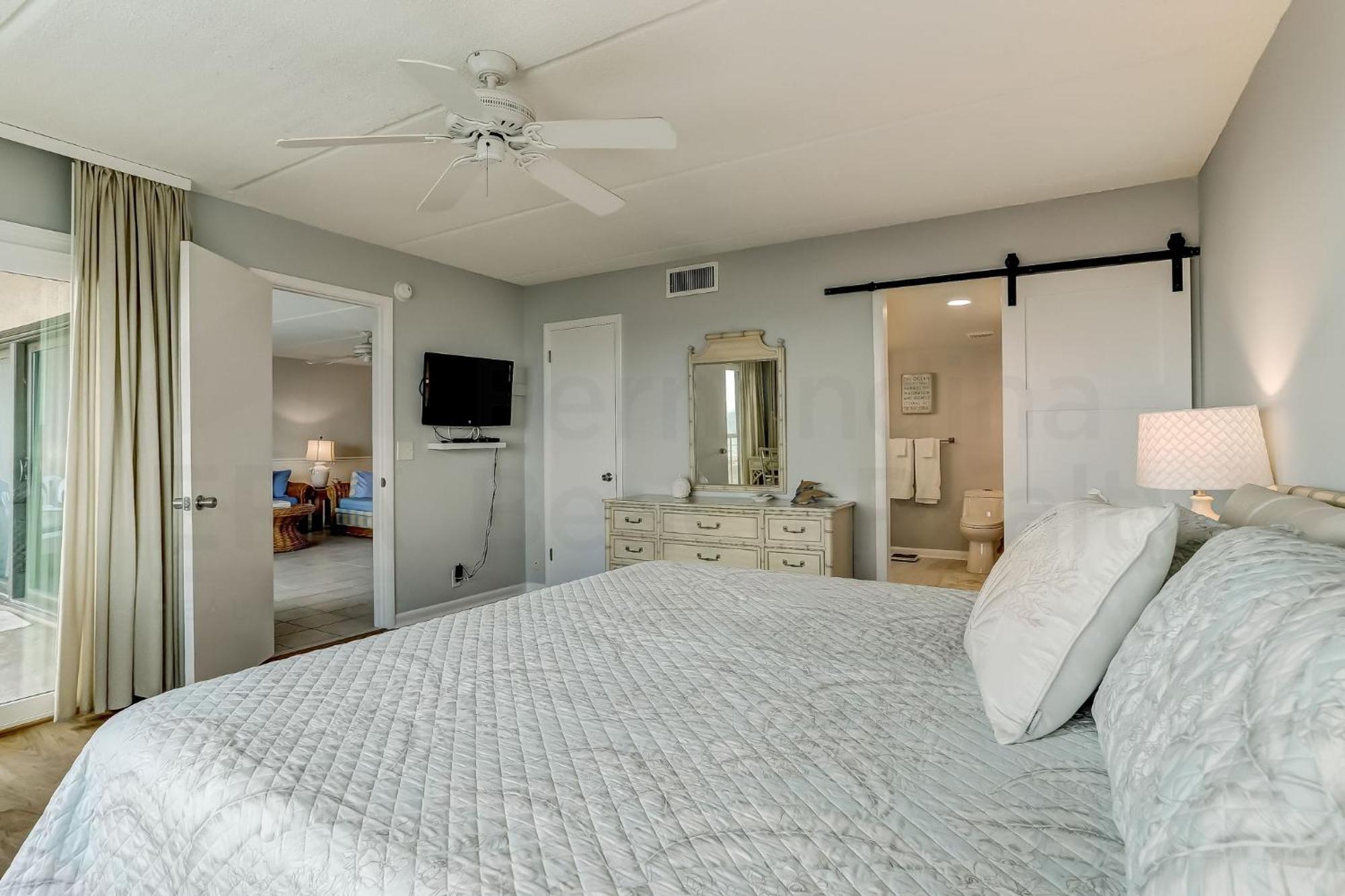 Oceanfront W Balcony Apartment Amelia City