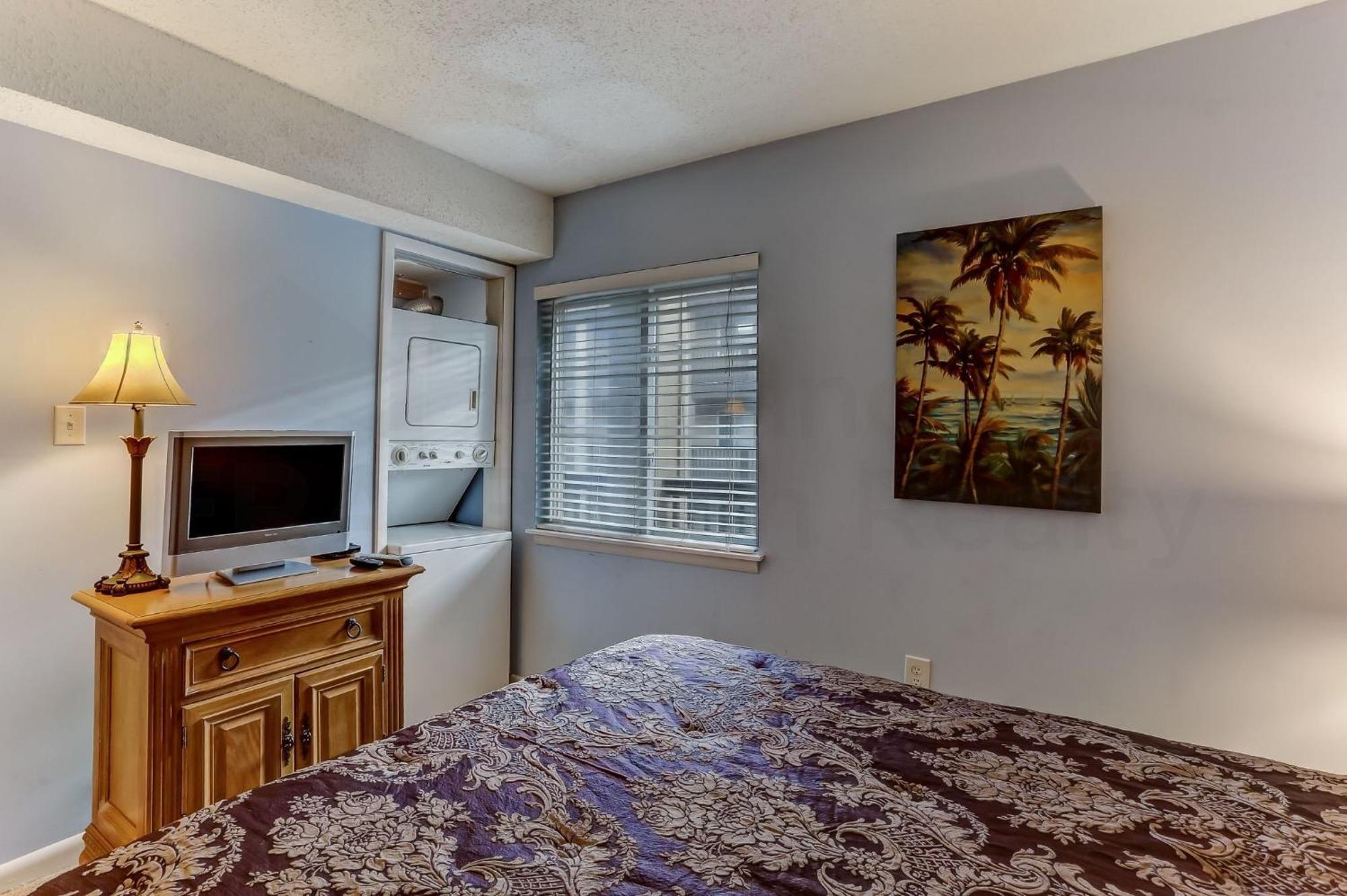Steps Away Apartment Fernandina Beach