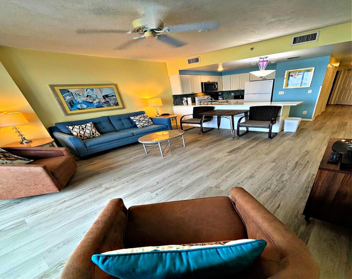 1 Bedroom Direct Oceanfront Wyndham Ocean Walk - Daytona Funland 703 * Daytona Beach