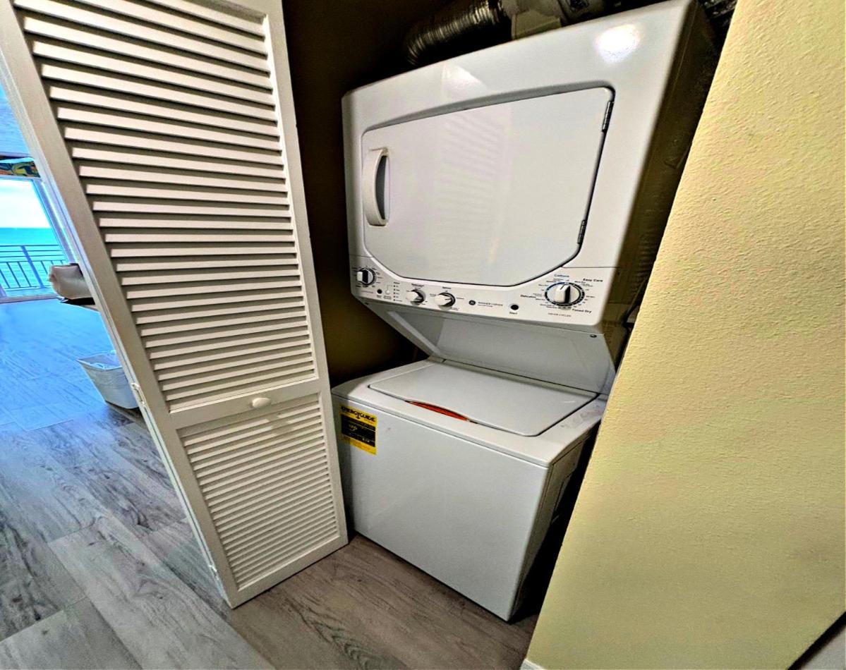 1 Bedroom Direct Oceanfront Wyndham Ocean Walk - Daytona Funland 703 Daytona Beach
