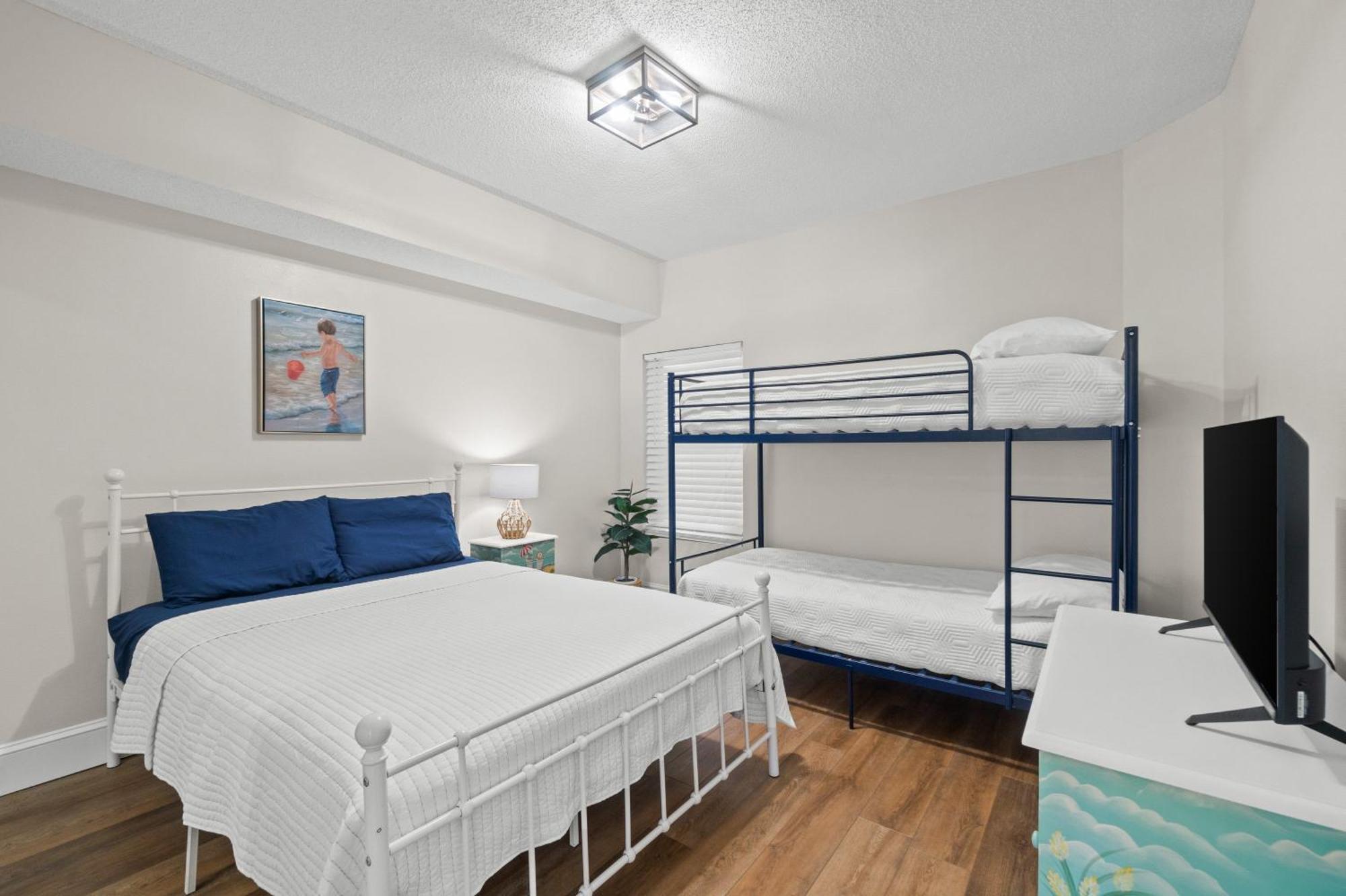 Majestic #1309-2 By Book That Holiday home *