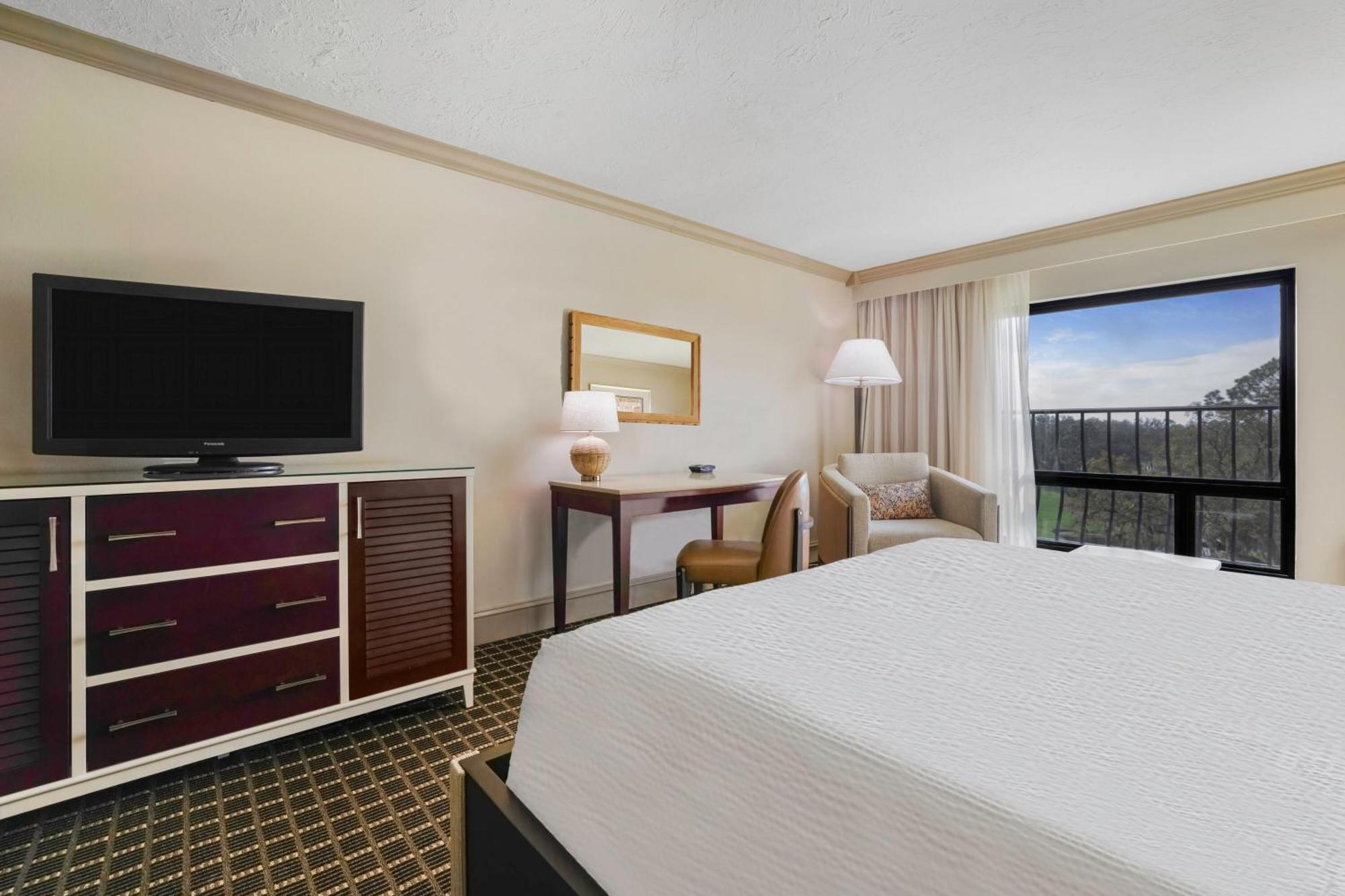 Mission And Club Resort 4*