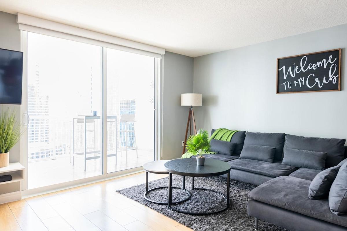 Brickell Center W/city & Bay View + Free Parking! Apartment