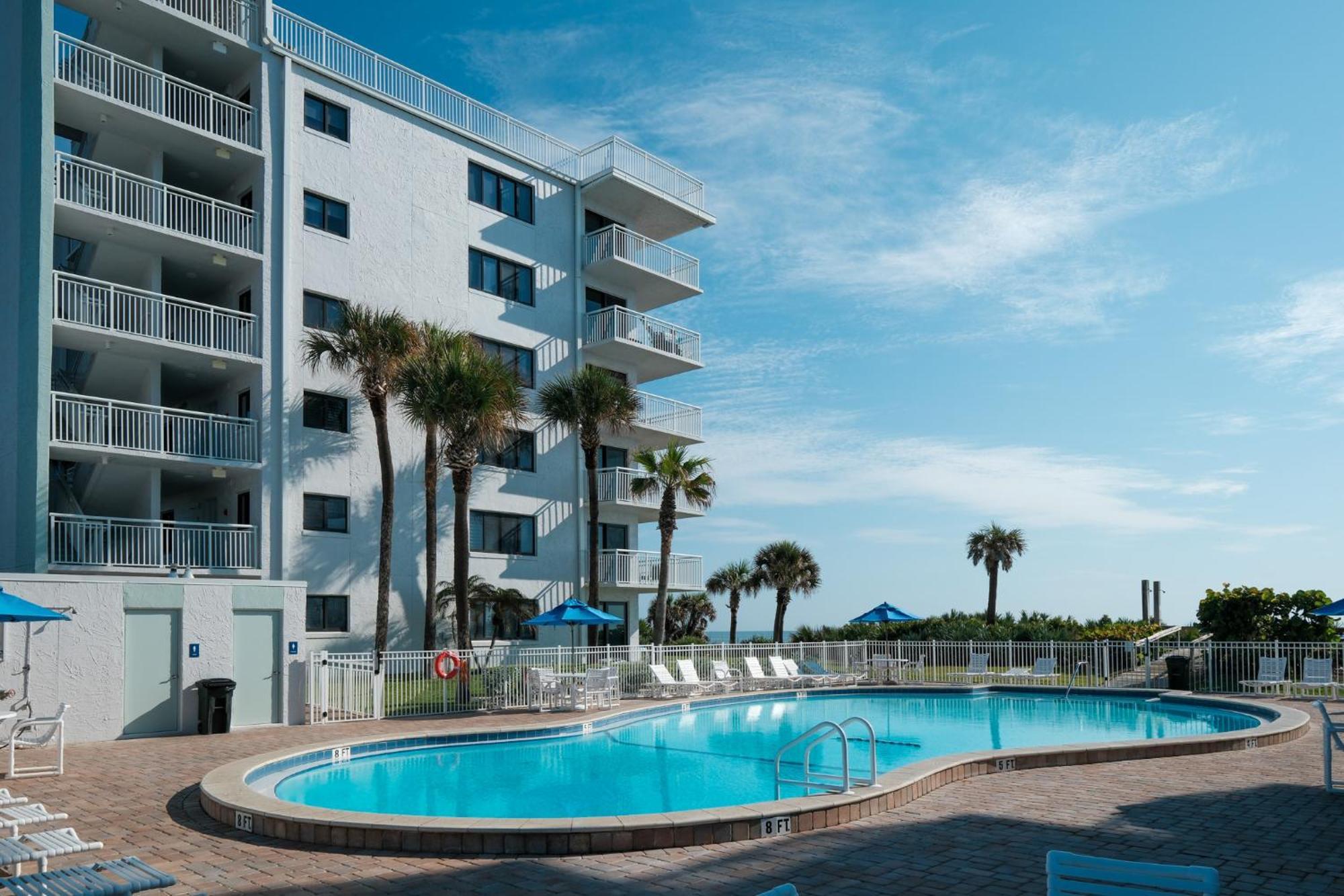 Holiday home Large Balcony With Direct Oceanfront Views And Access To Complex Pool New Smyrna Beach