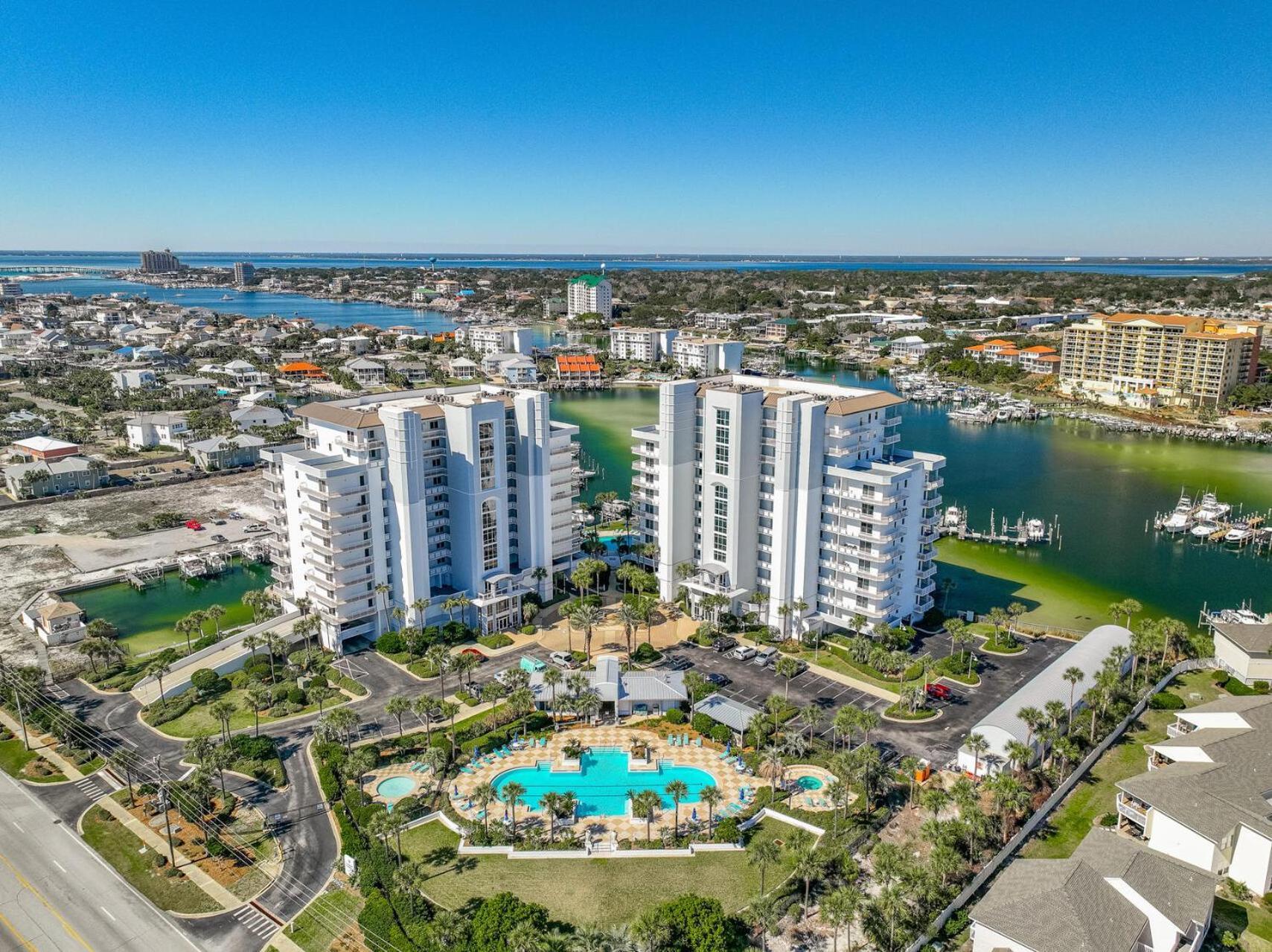 Holiday home Harbor Landing 102b - Beautiful Harbor Views Destin