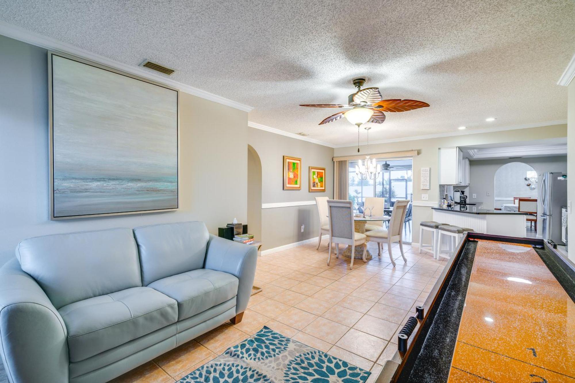 Holiday home Canal-front With Dock And Lanai In Cape Coral! Cape Coral