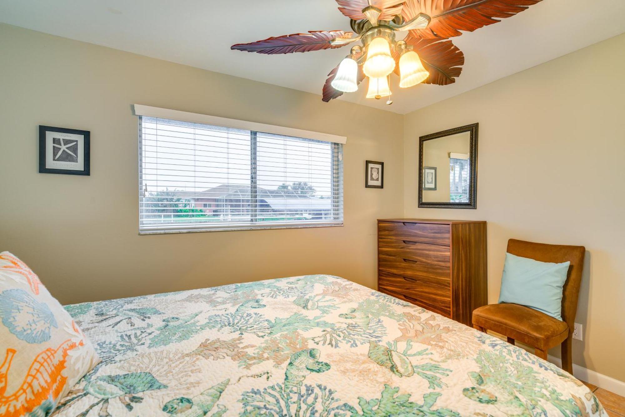 Canal-front With Dock And Lanai In Cape Coral! *