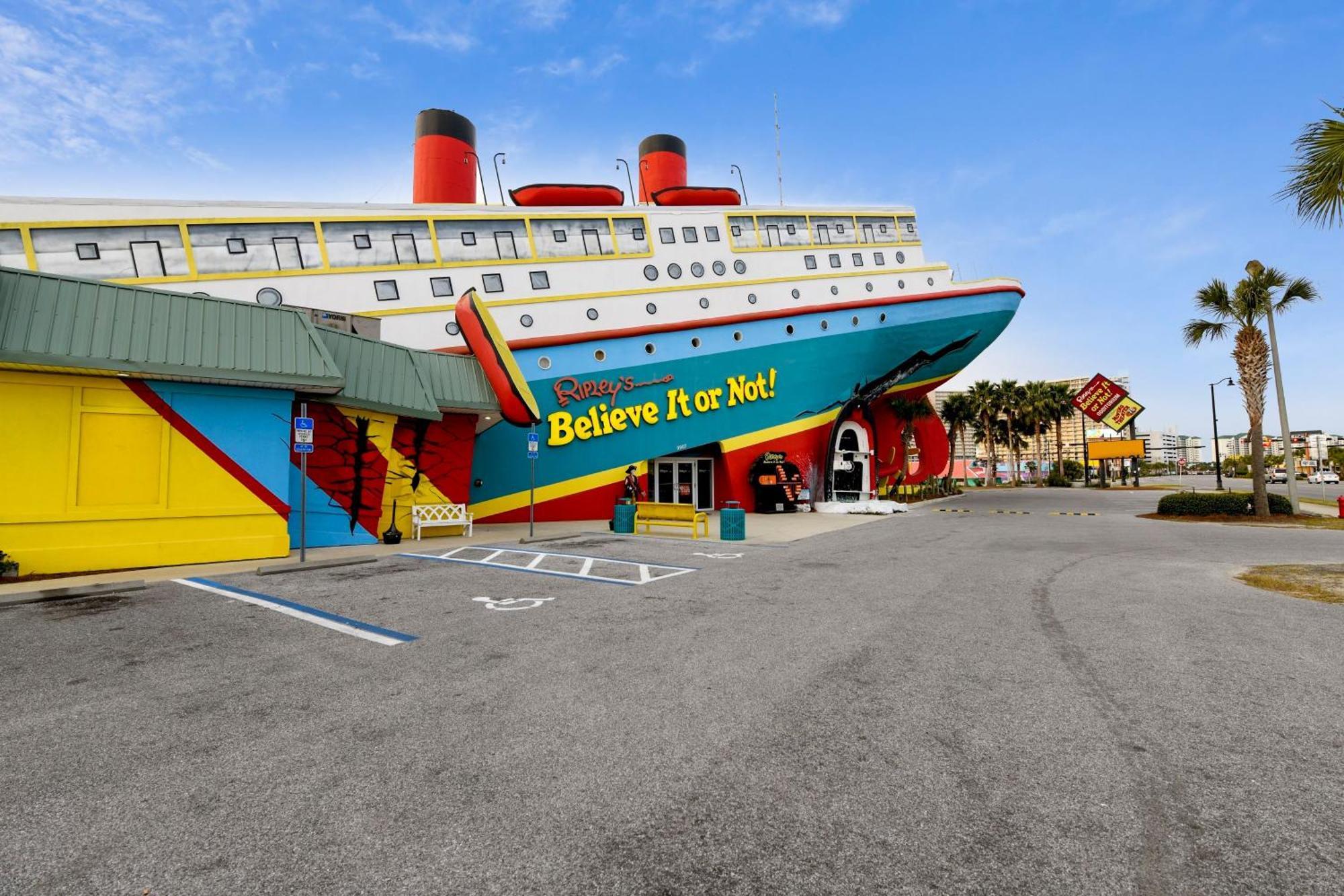 Holiday home Edgewater #811 Tower 3 By Book That Panama City Beach