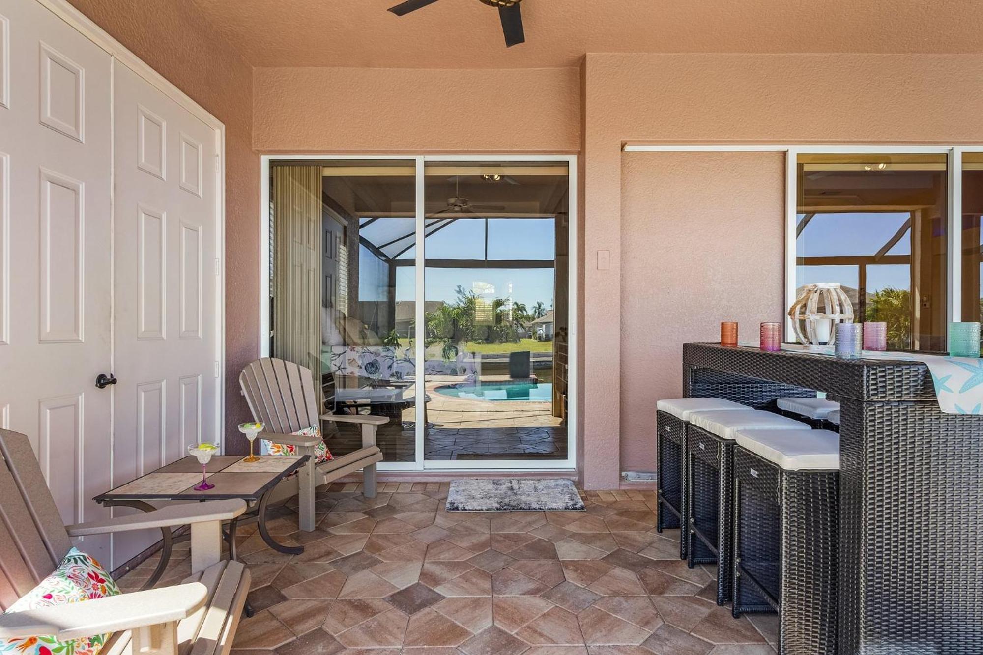 Heated Saltwater Pool, Dock, Gulf Access - Infinity Coral - Roelens *