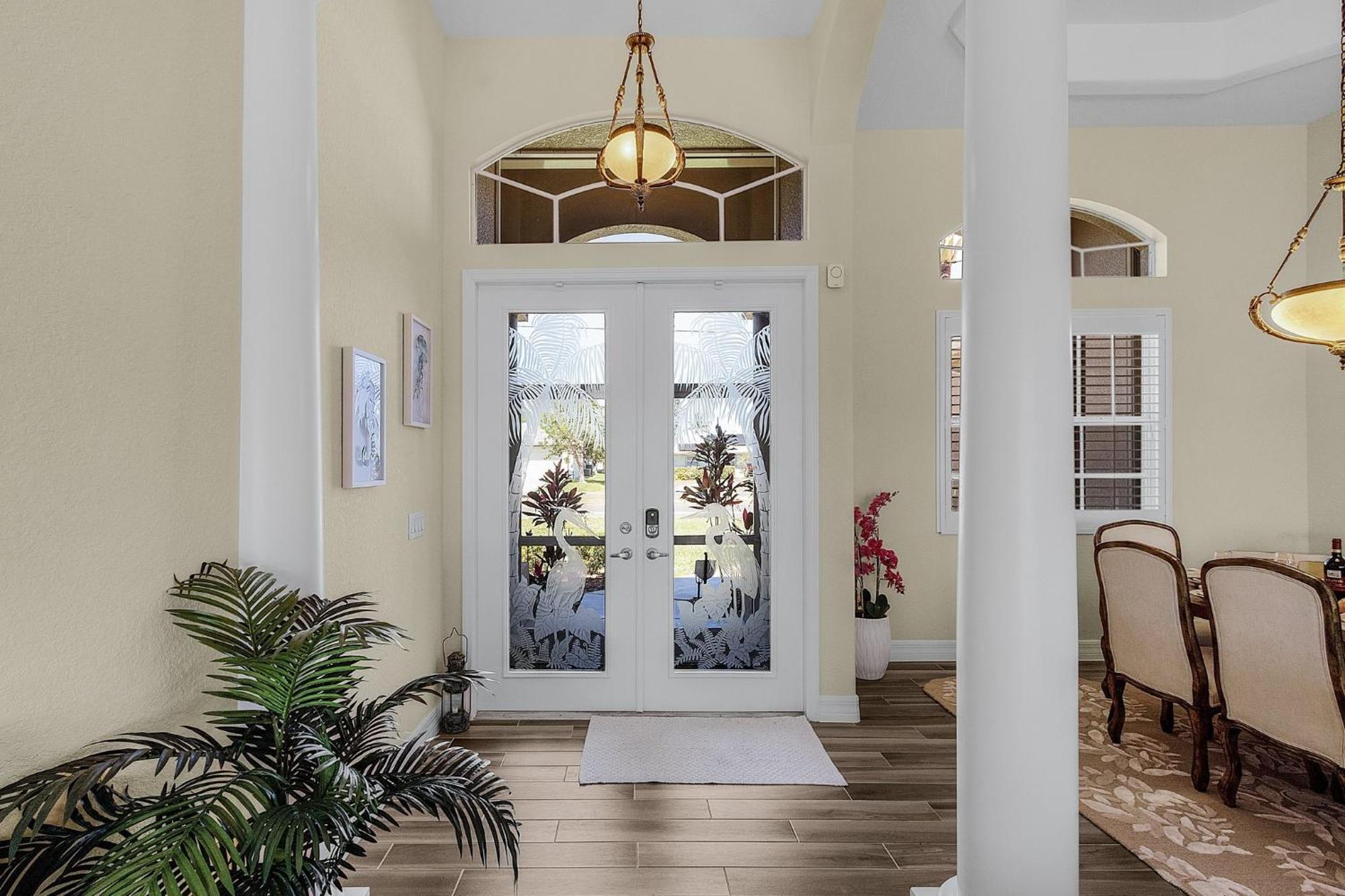Heated Saltwater Pool, Dock, Gulf Access - Infinity Coral - Roelens