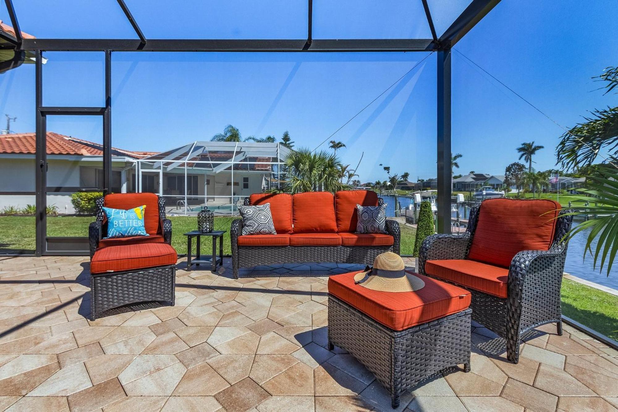 Heated Saltwater Pool, Dock, Gulf Access - Infinity Coral - Roelens Holiday home