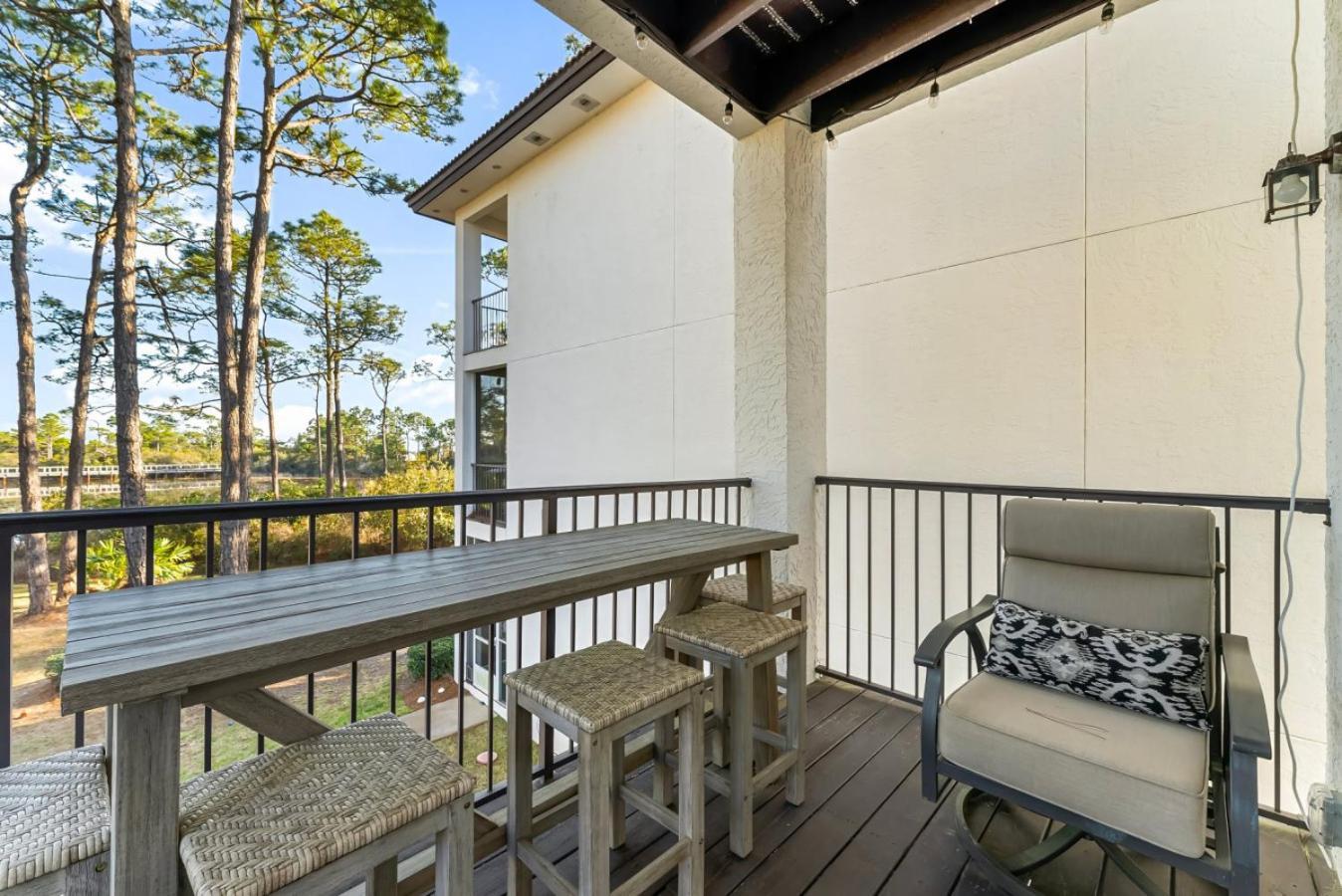 Holiday home New Lily Pad Bike Community Pool