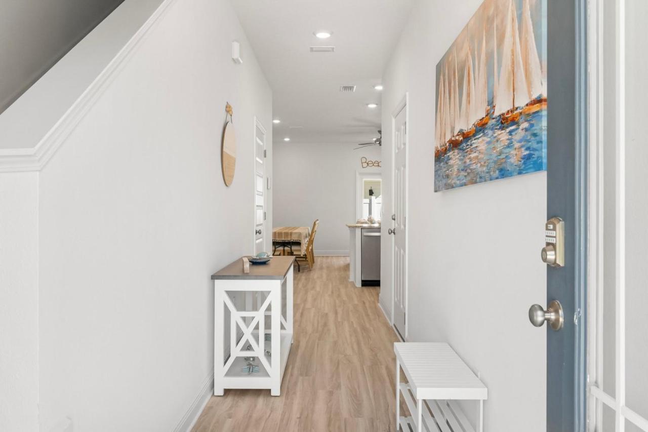 New Nest At Sparrow In Beautiful Santa Rosa Holiday home