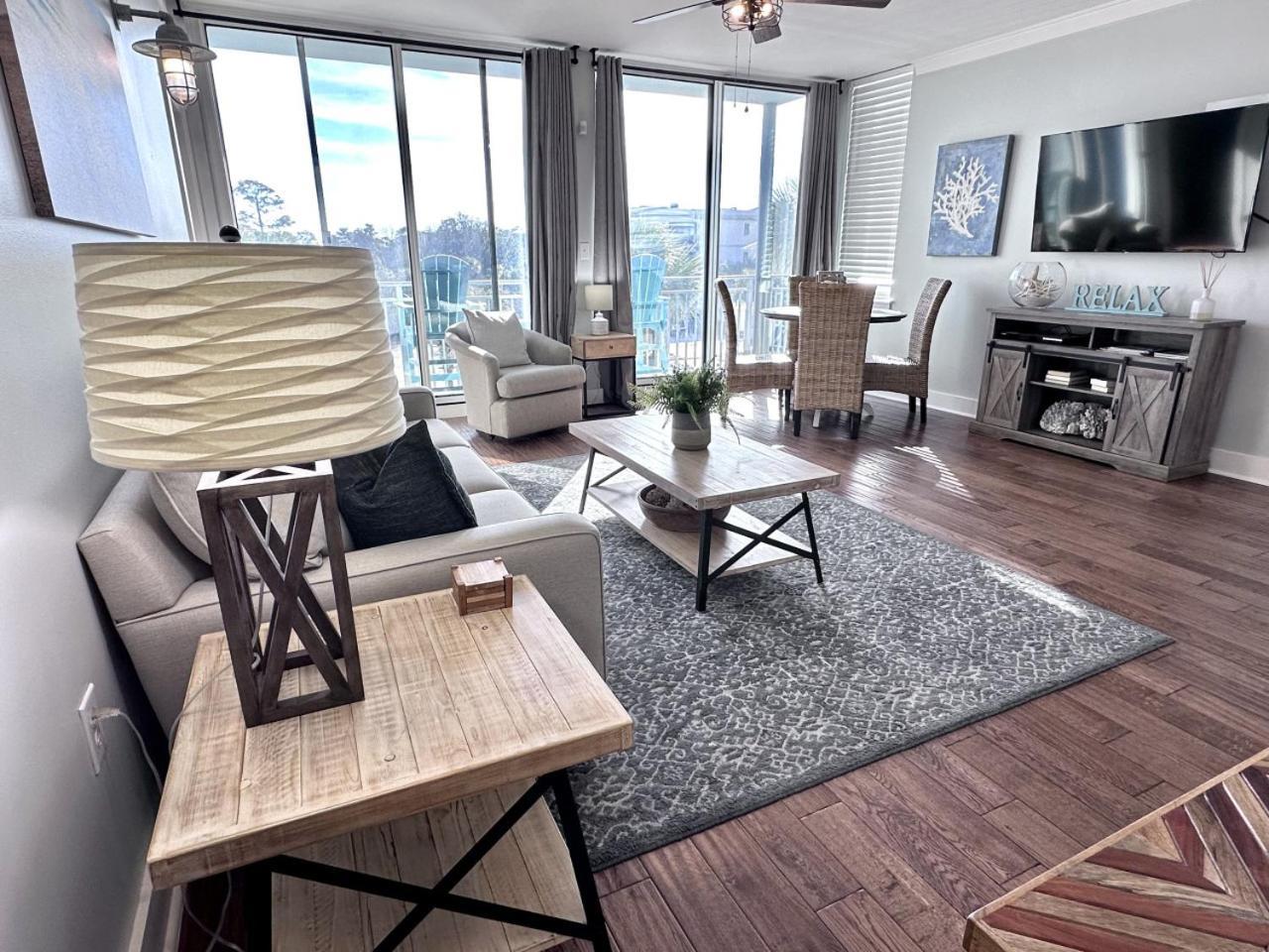 30a Latitude Beautiful Just Steps To The Santa Rosa Beach