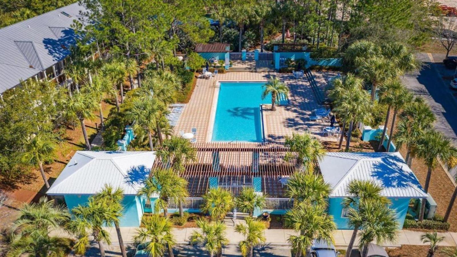 30a Latitude Beautiful Just Steps To The