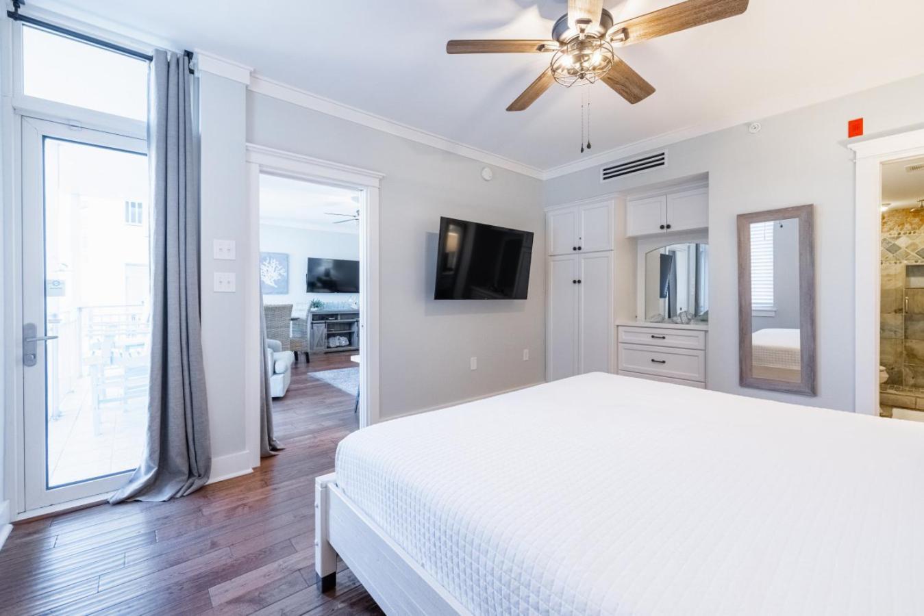 30a Latitude Beautiful Just Steps To The Holiday home