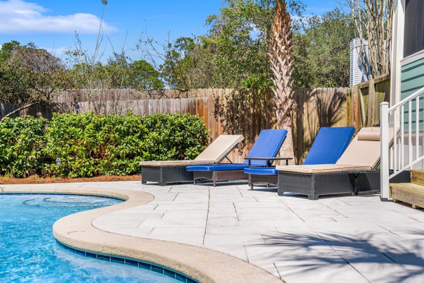 Surfing Turtle Private Pool Golf Cart Game Holiday home