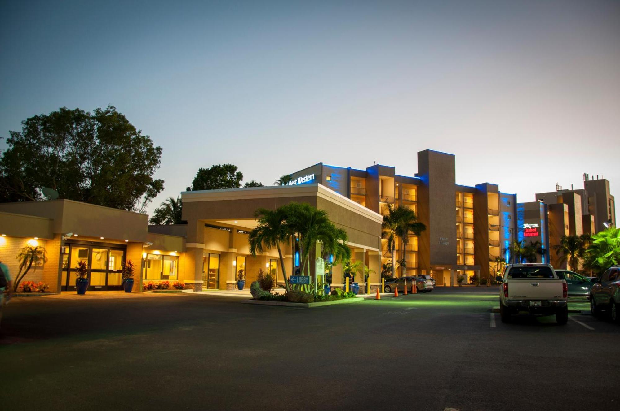 Hotel Western Myers Waterfront 3*