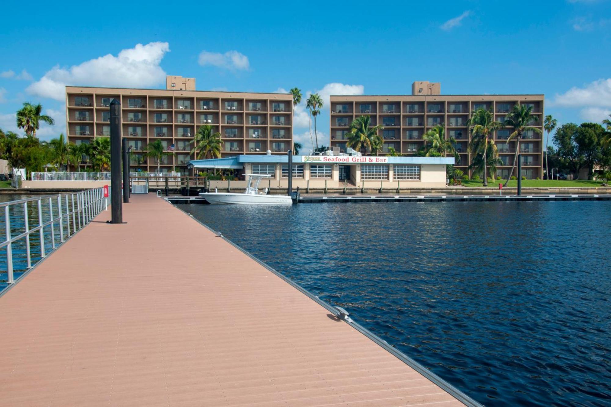 Western Myers Waterfront North Fort Myers