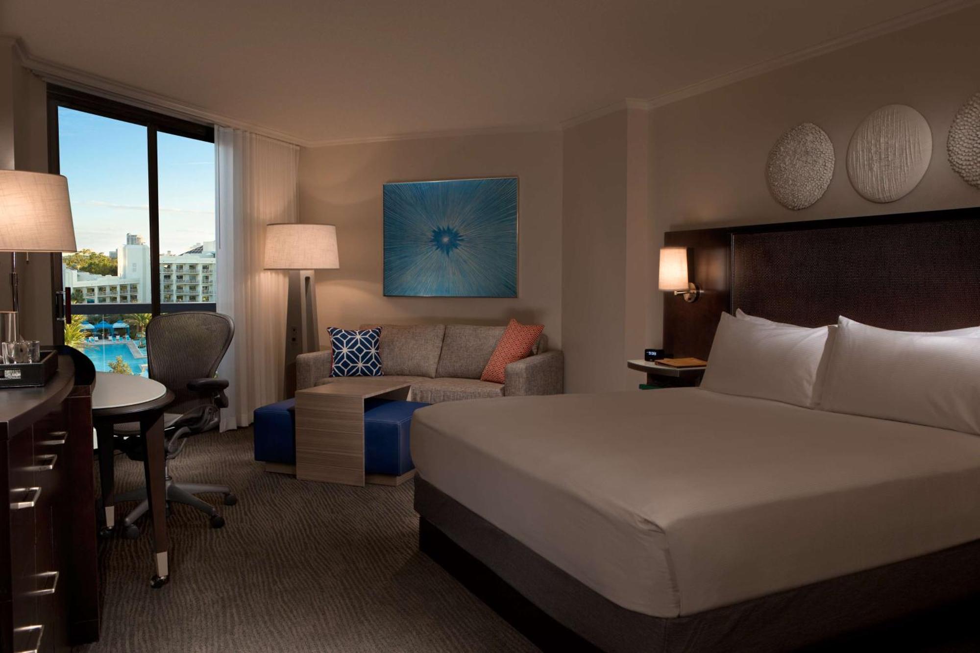 Hilton Orlando Buena Vista Palace - Springs Area Resort