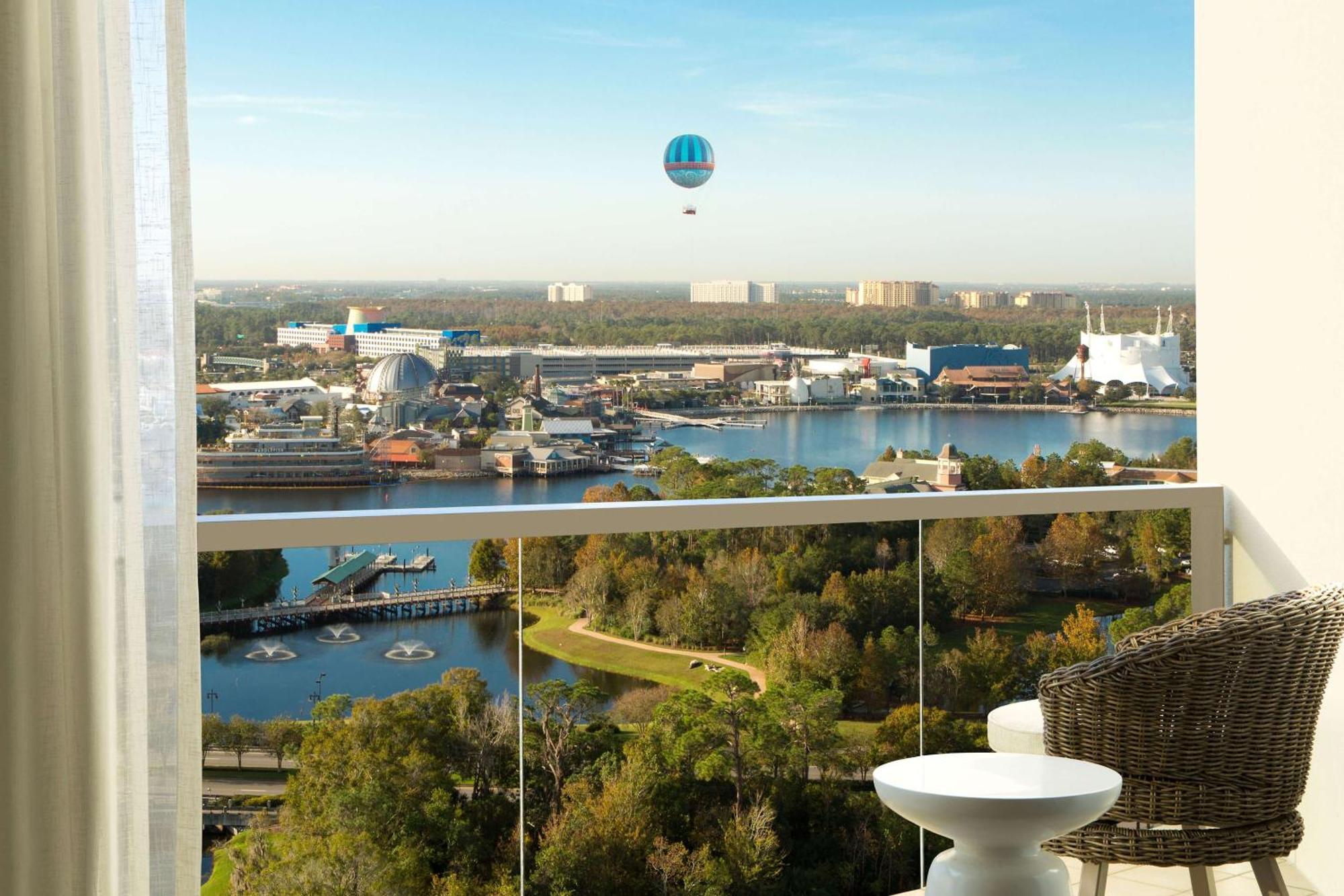 Hilton Orlando Buena Vista Palace - Springs Area Resort