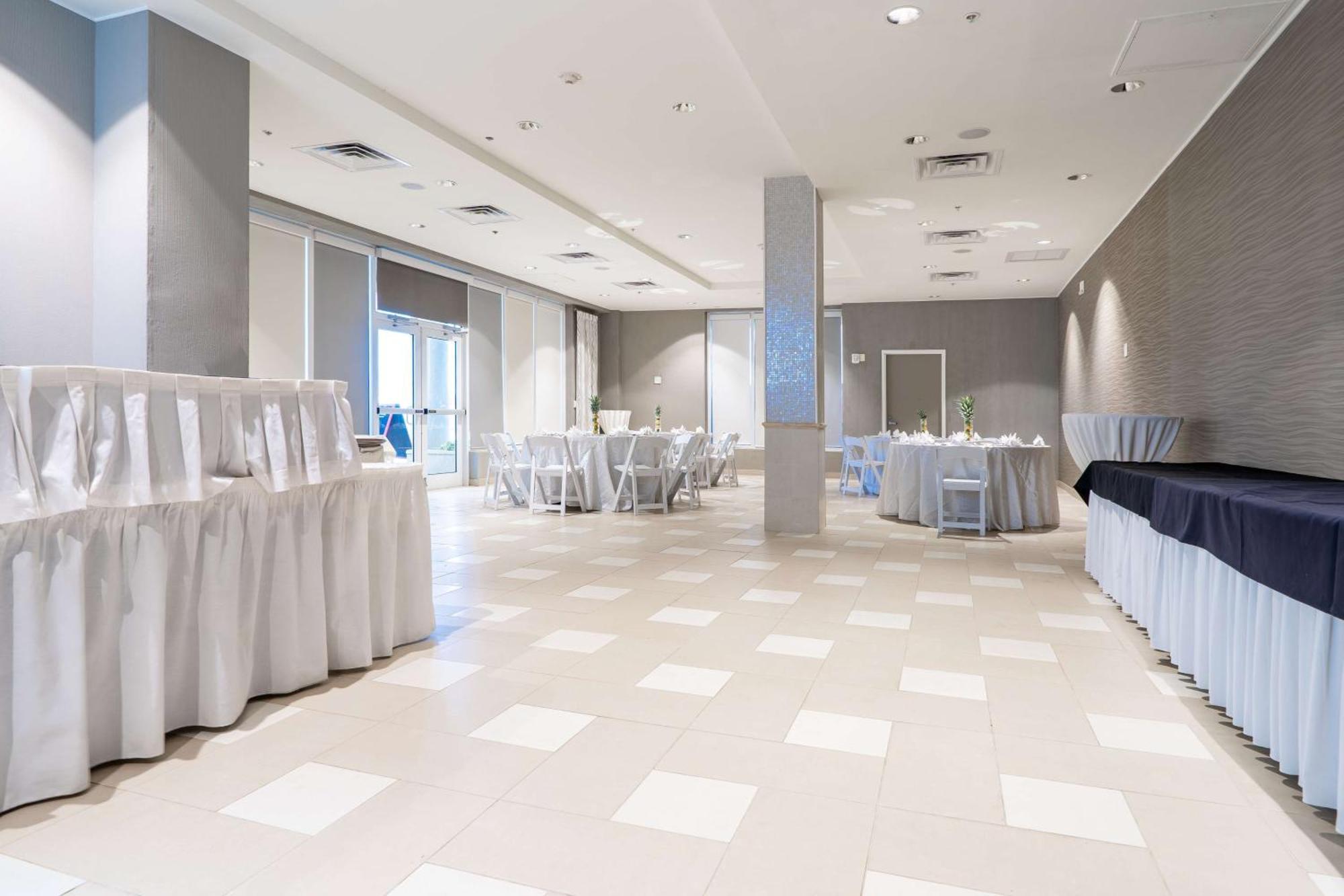 Hilton Oceanfront Hotel Melbourne