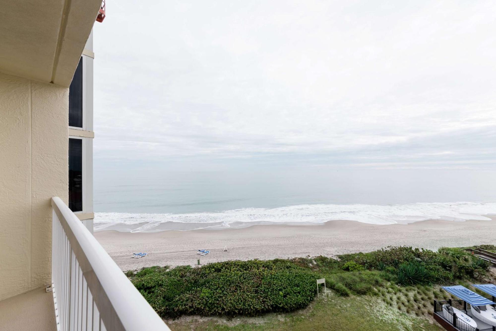 Hotel Hilton Oceanfront 3*