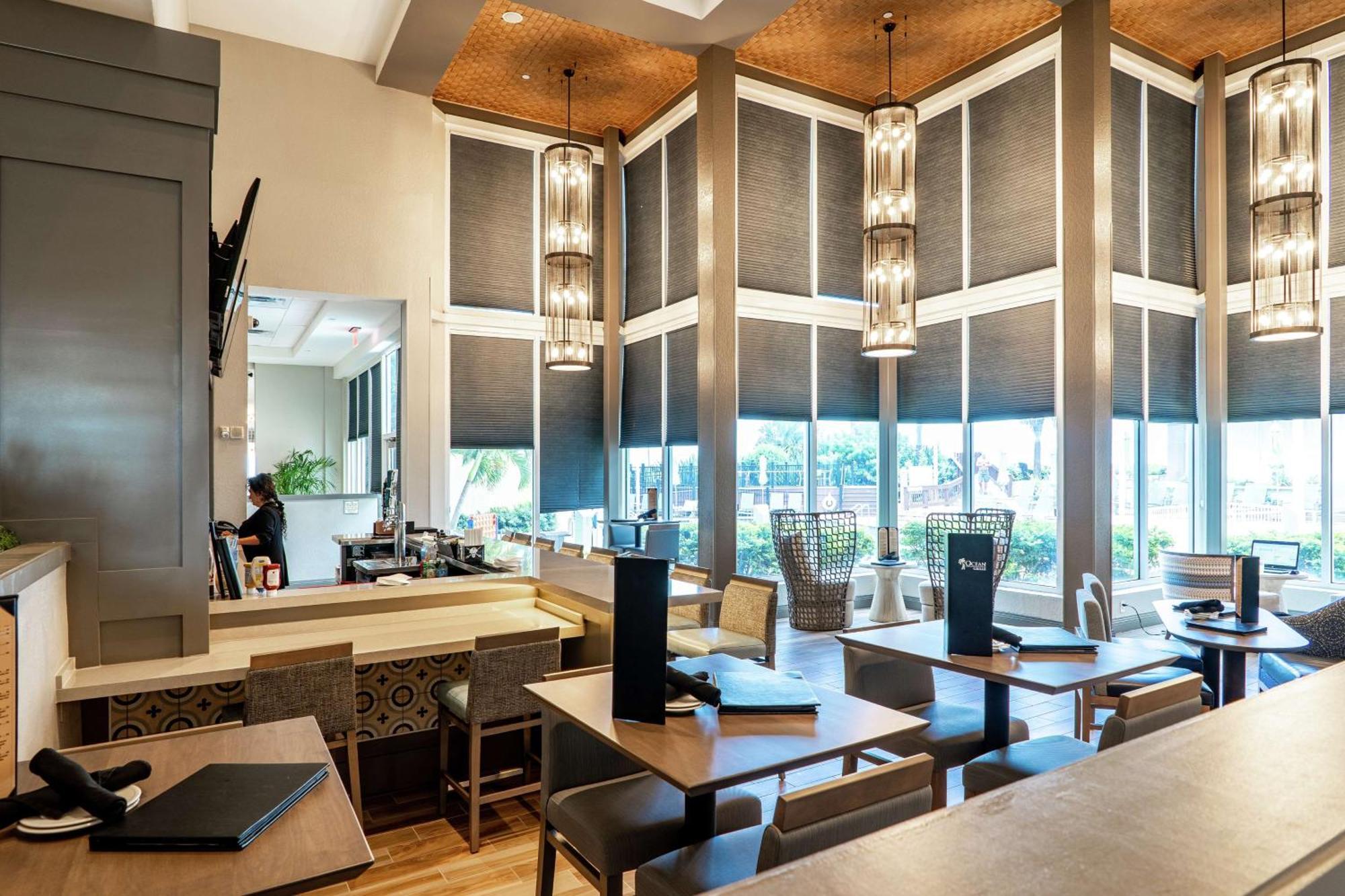 Hotel Hilton Oceanfront