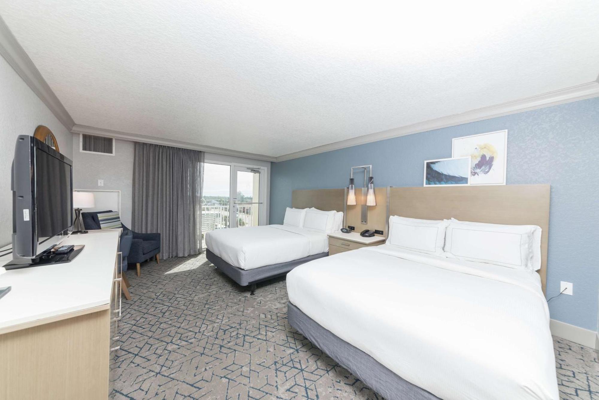 Hilton Oceanfront 3*