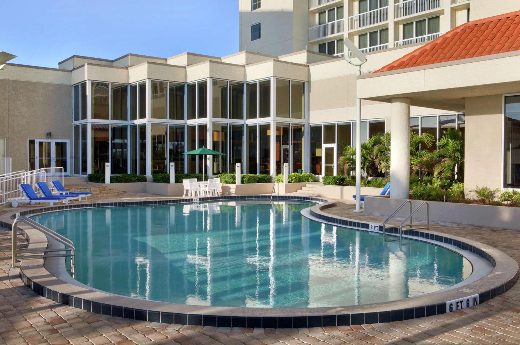 Hilton Oceanfront Hotel