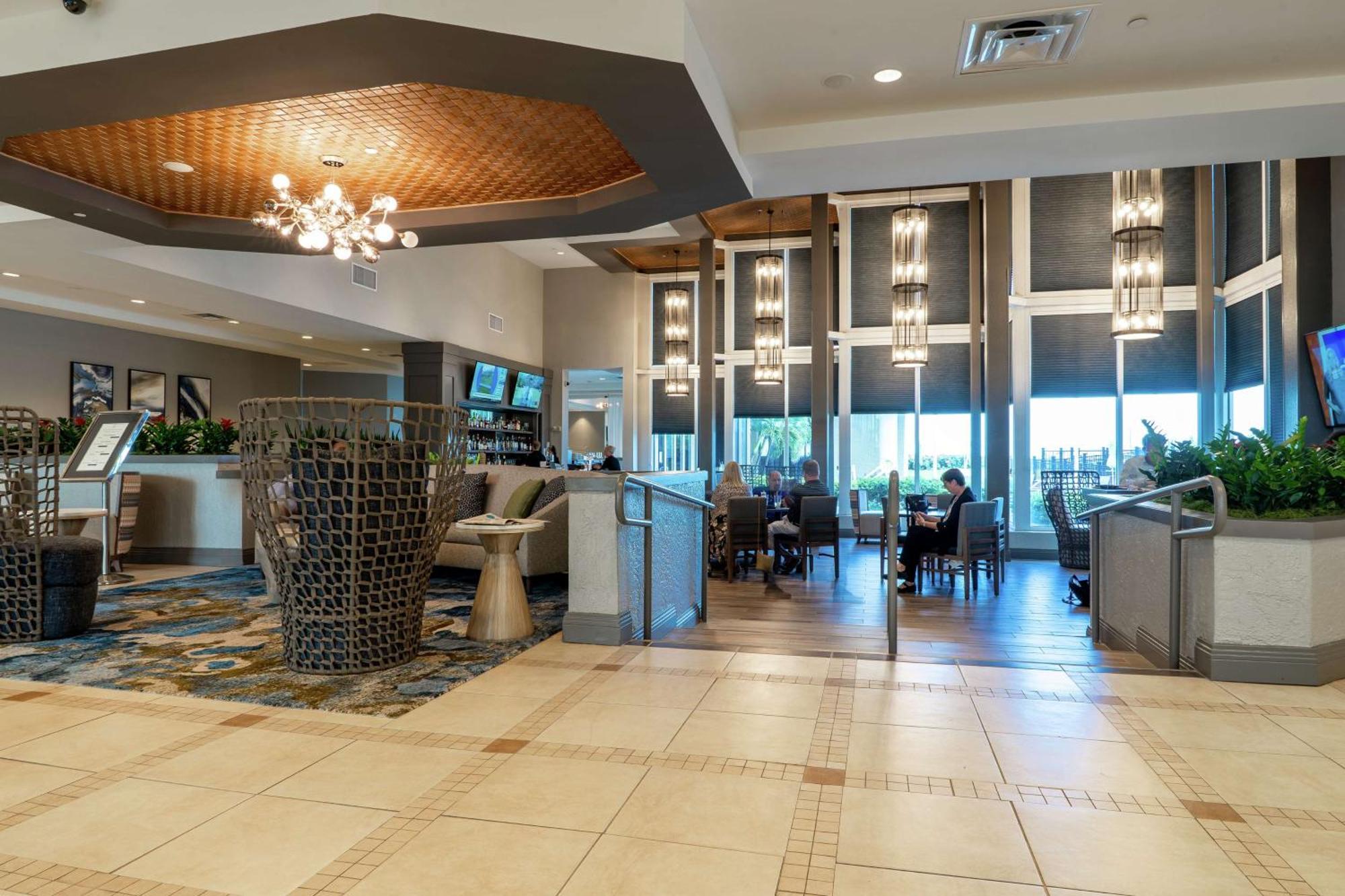 Hilton Oceanfront 3*
