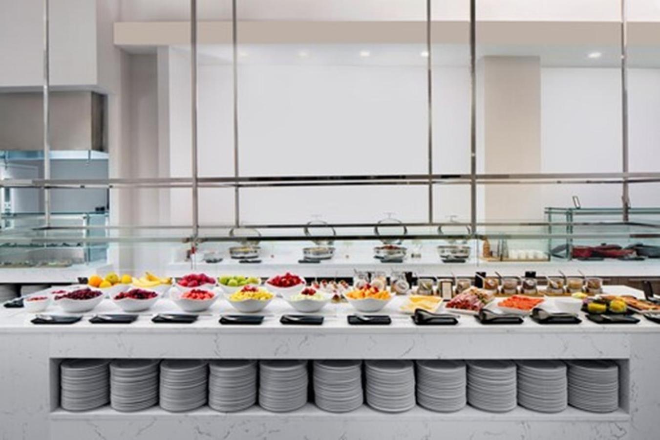 Hilton And Resort 3*
