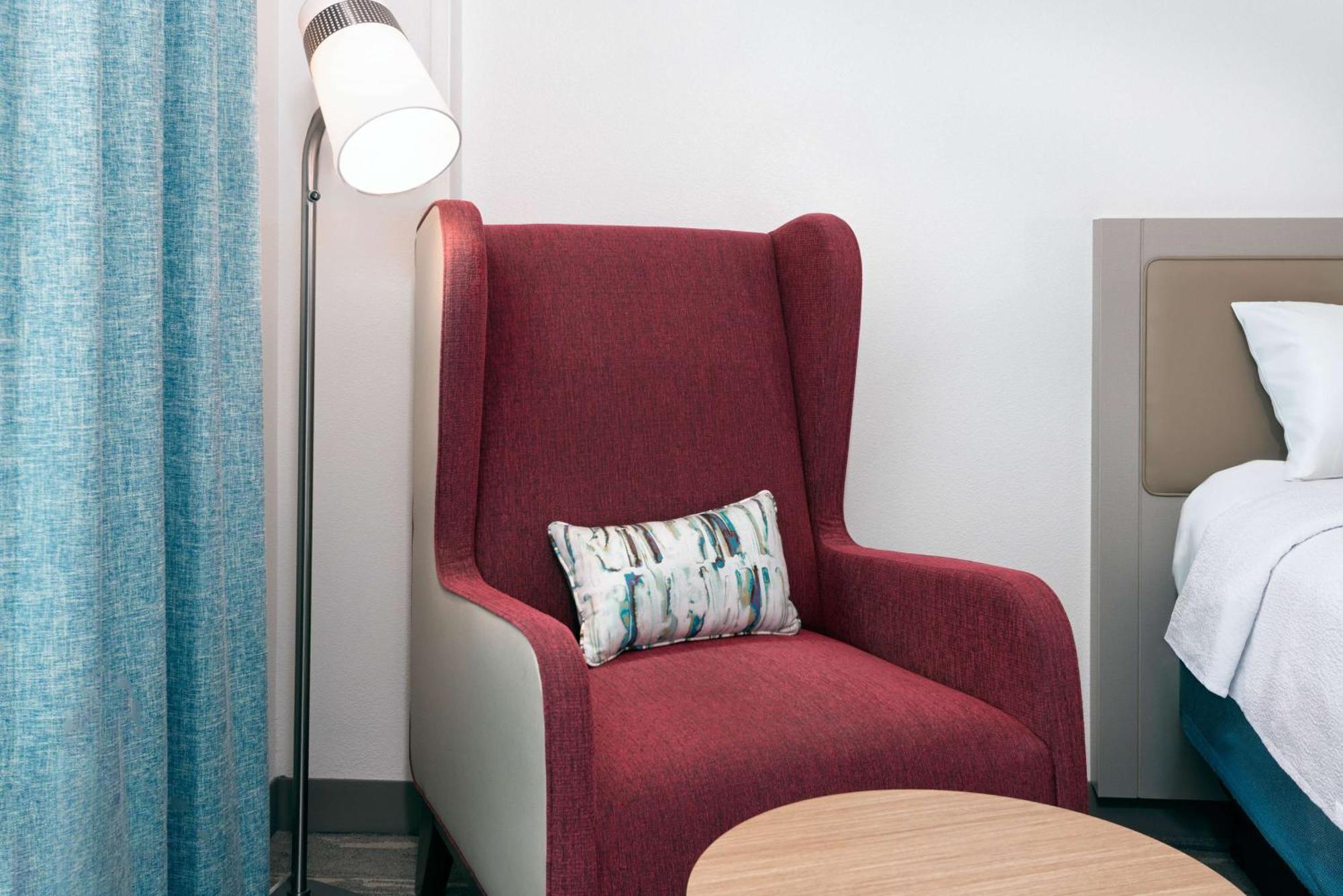 Hilton Garden Airport/westshore Hotel