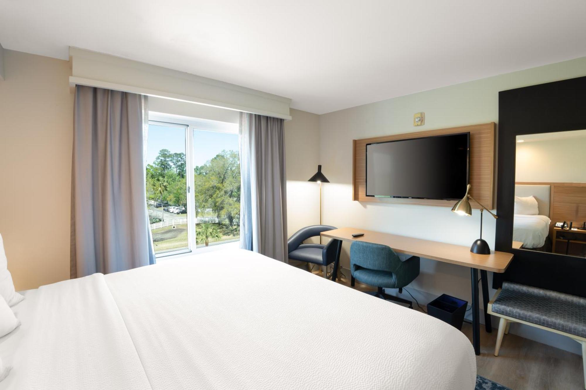 Fairfield & Butler Boulevard Hotel